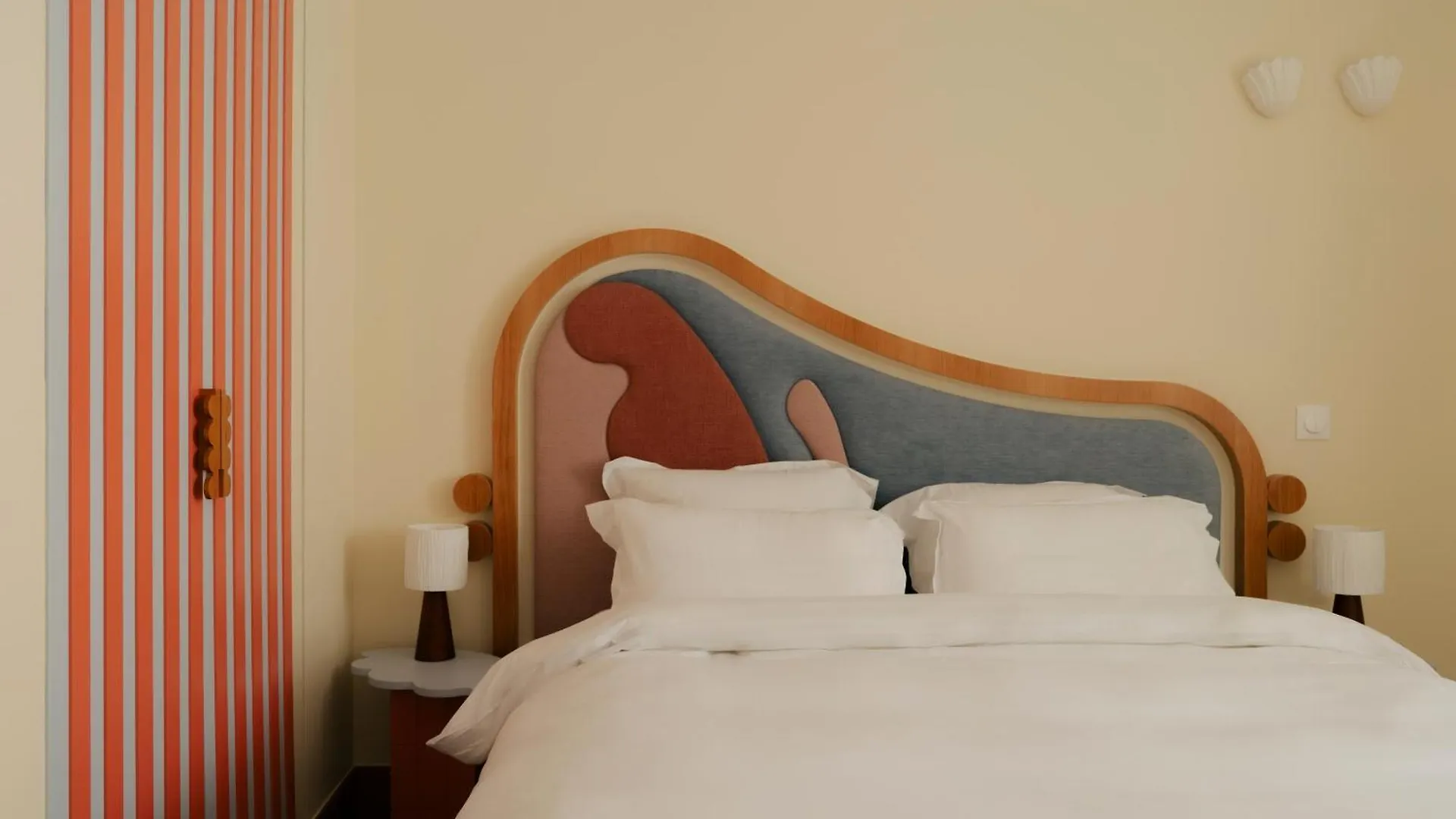 Edgar Suites Cannes - Rue D'Antibes France