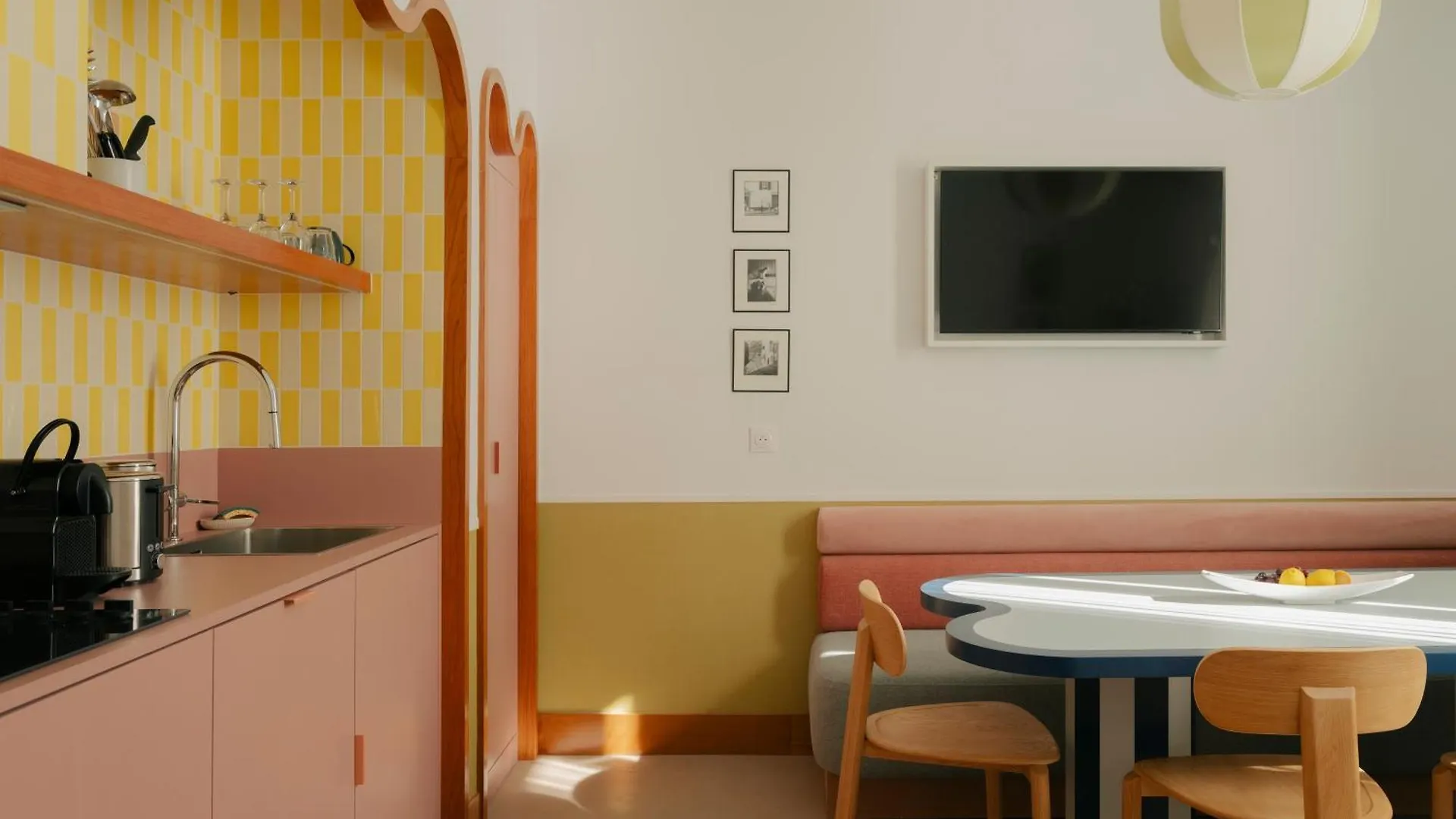 Aparthotel Edgar Suites Cannes - Rue D'Antibes France