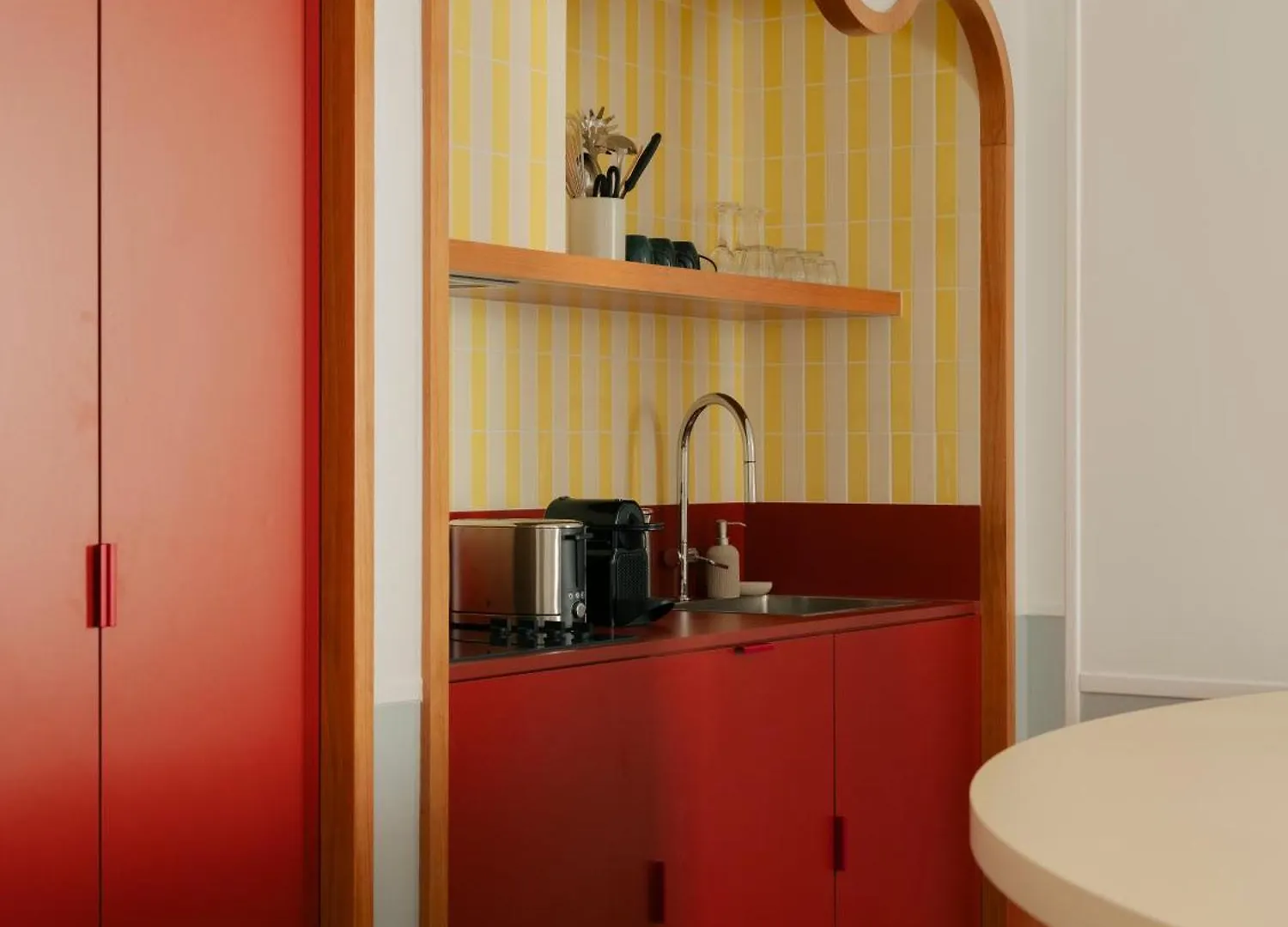 Edgar Suites Cannes - Rue D'Antibes France